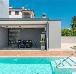 Stylish 4 Bedroom Istrian Villa with Pool in Fazana, Sleeps 8